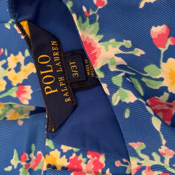 Floral dress by Polo Ralph Lauren. Excellent condition. Buttons in back. Size 3T - Picture 5 of 6